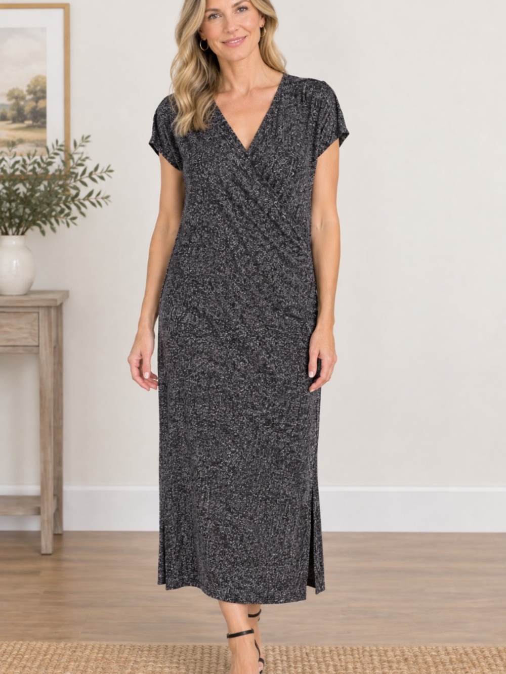 NWT Simple Suzanne Betro heather grey knit midi dress size Medium.